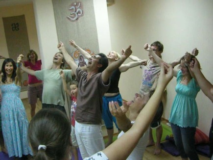 ukraine-gets-its-first-laughter-yoga-club
