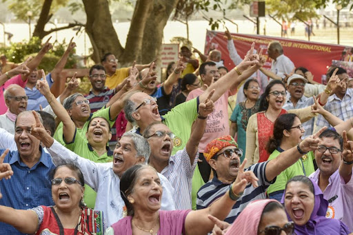 laughter-yoga-feel-good-therapy