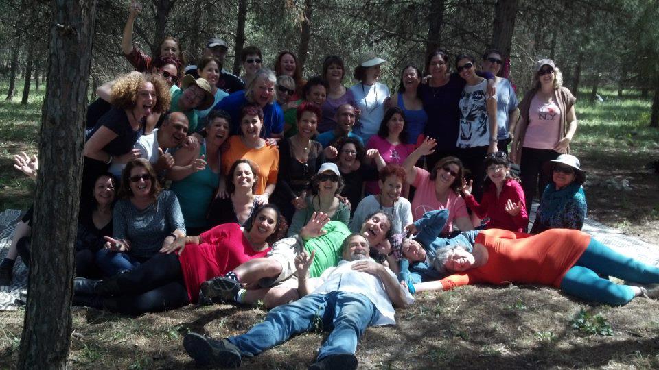 laughter-yoga-meet-at-arab-jewish-peace-village