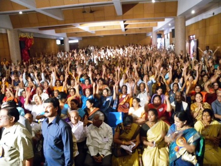 laughter-yoga-club-launched-in-state-bank-of-india