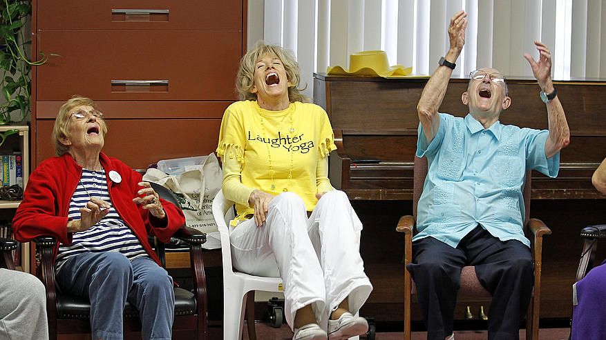 seniors-in-canada-crack-up-with-laughter-yoga